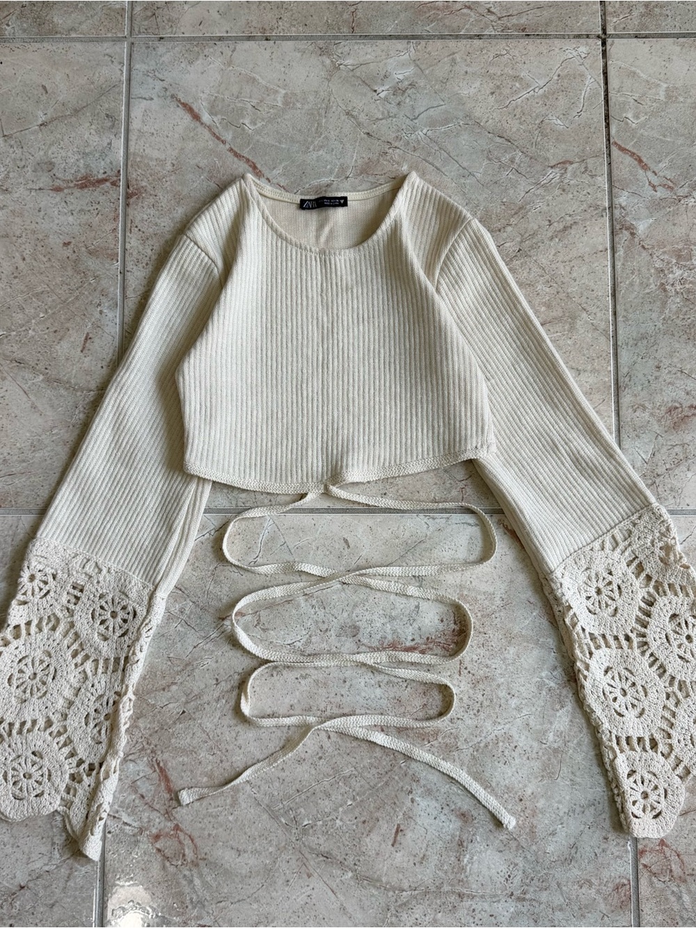Zara Cream Crochet Lace Sleeve Crop Top